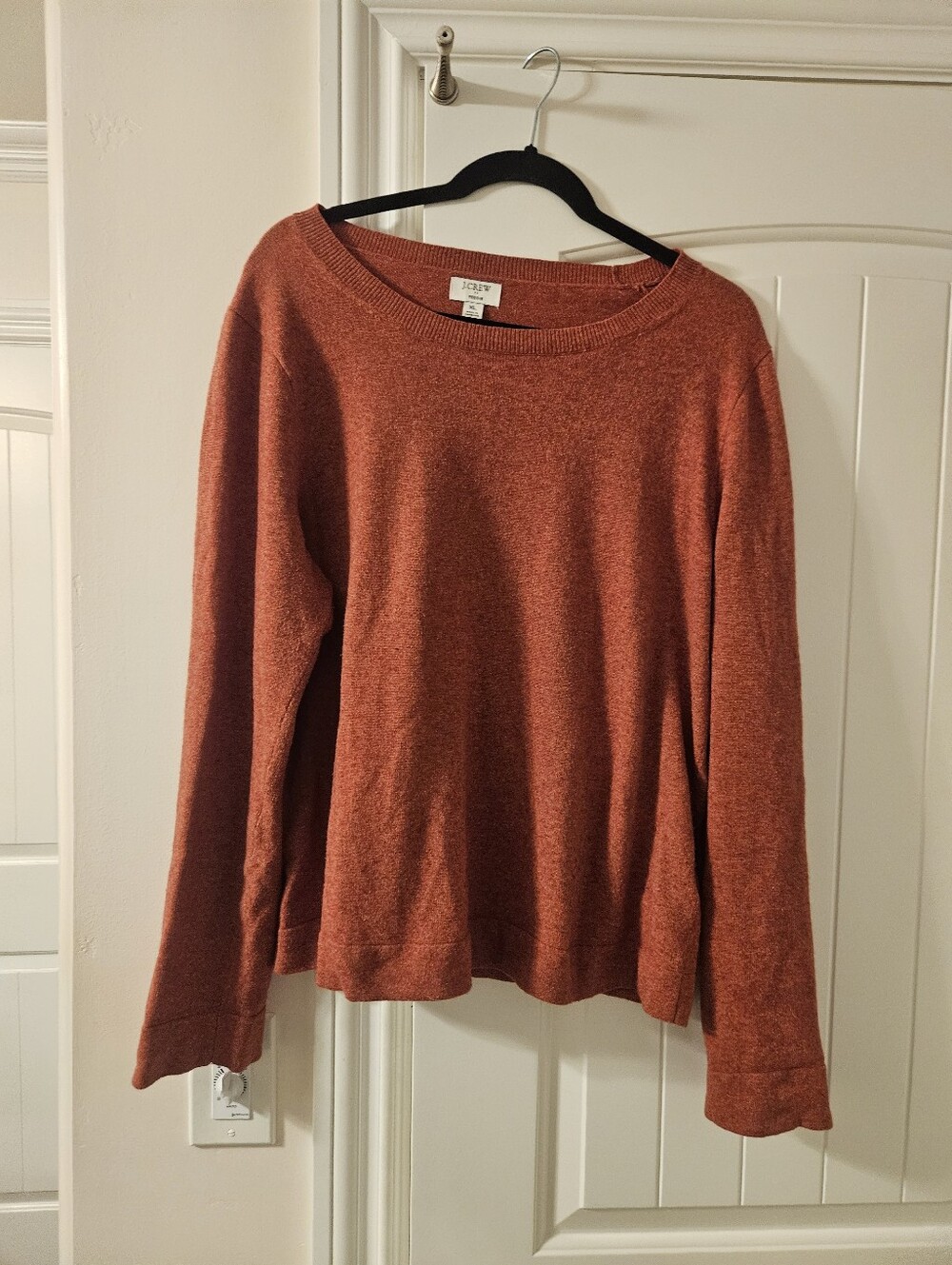 Women's Teddie J. Crew Scoopneck Sweater in Burnt Orange Size XL